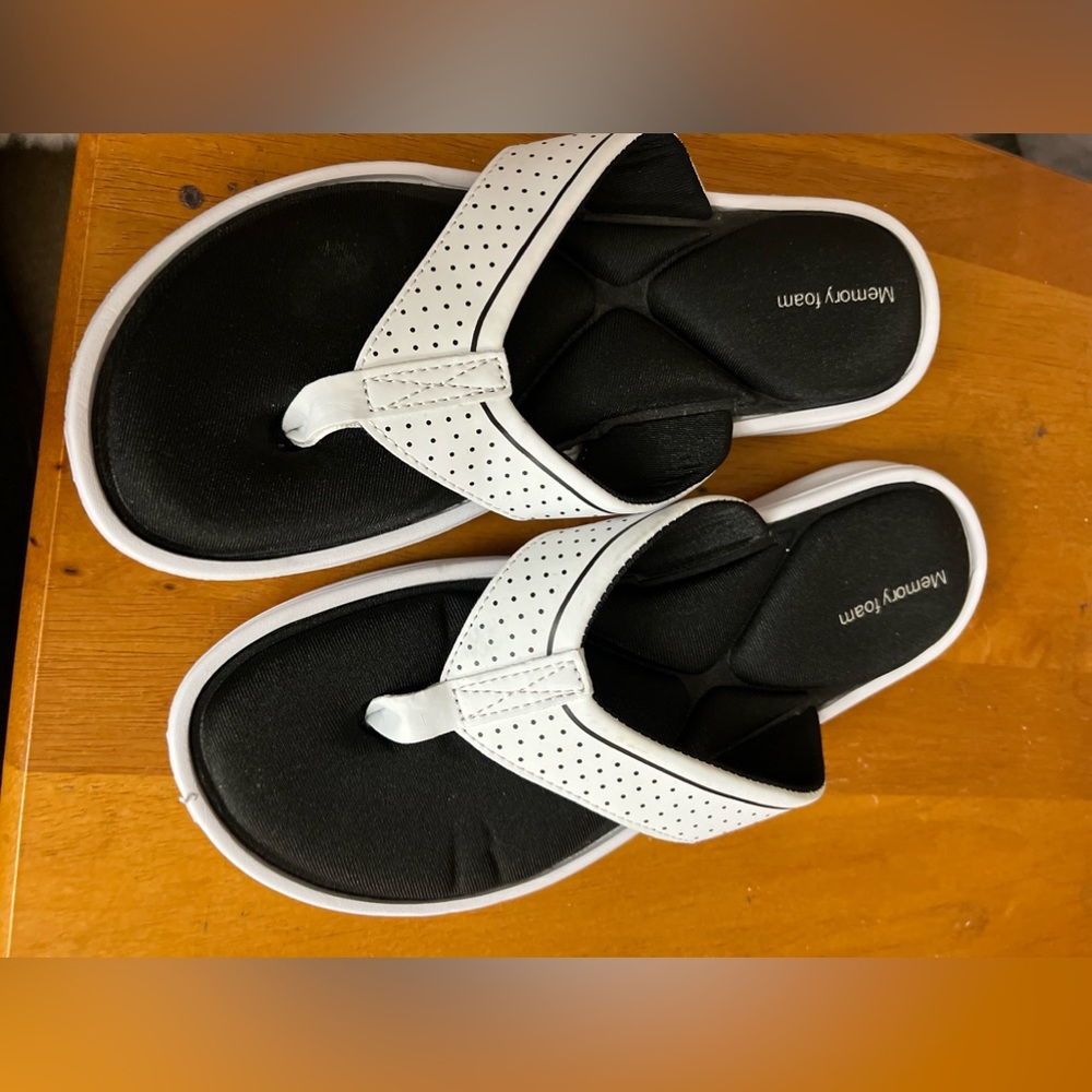 Sun & Sky Cushion Sport Beach Flip Flop Sandals size small